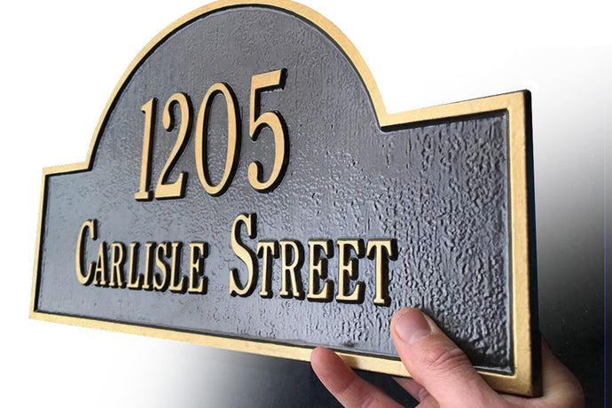 Advantages of a House Number Plaque Versus House Numbers